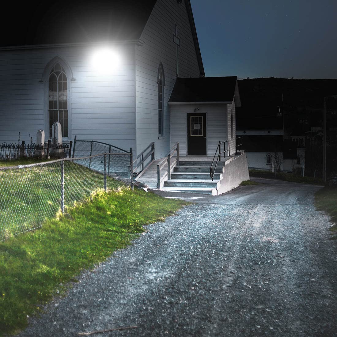Kadision ETL/cETL listed outdoor light for secure use.