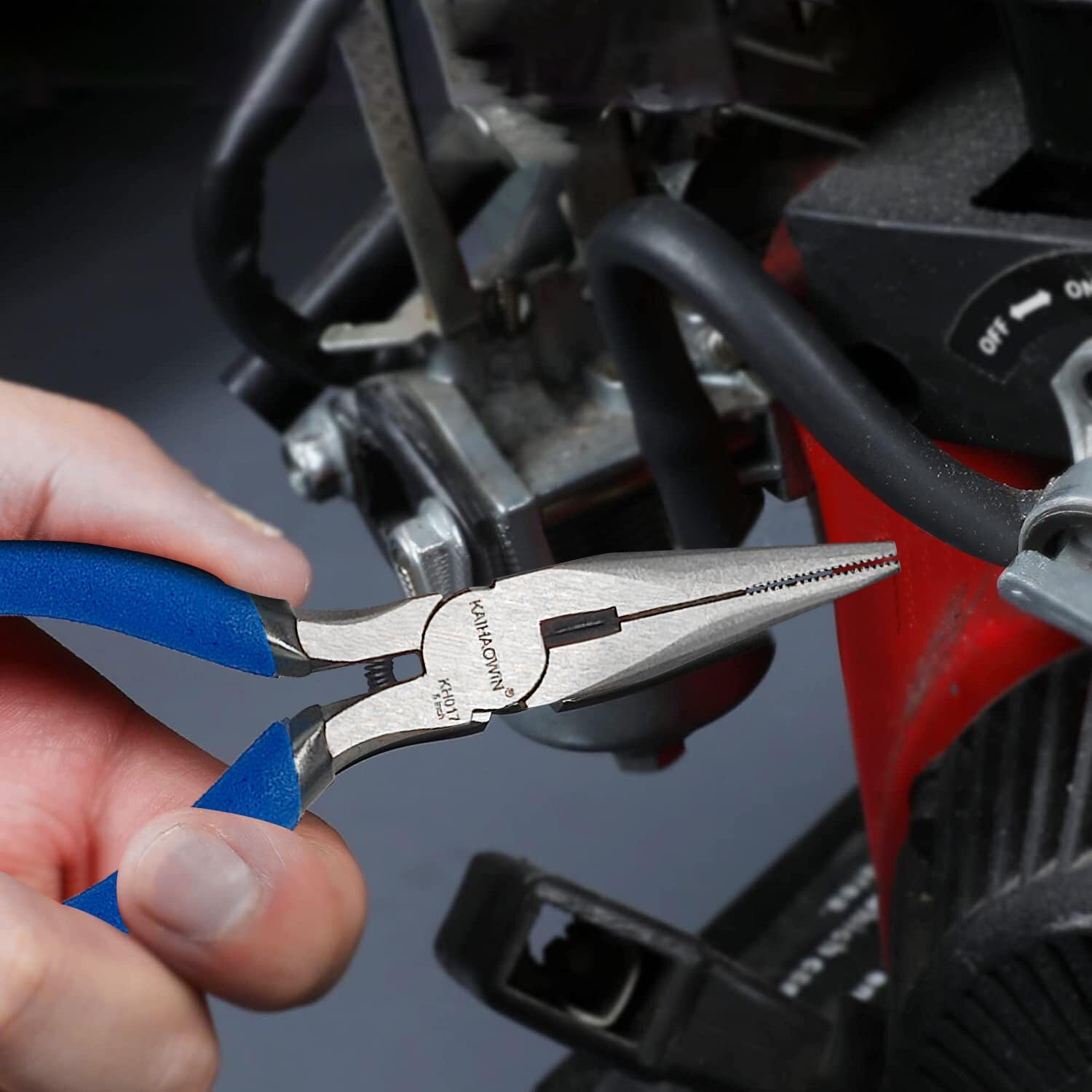 KAIHAOWIN 5-inch needle nose pliers kept ready for electronics work.