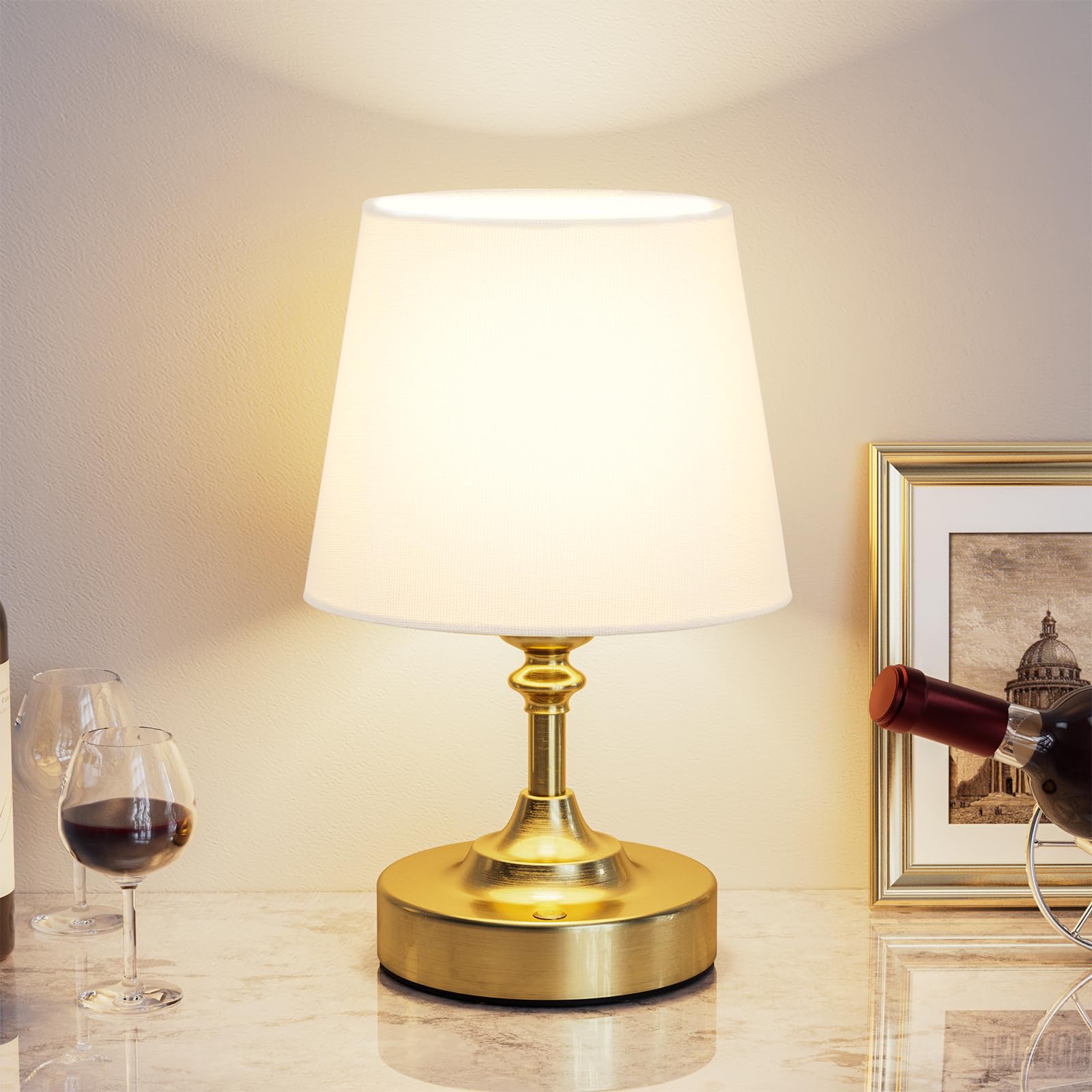 Kakanuo mini cordless table lamp gold front view, ideal ambient lighting for bedrooms