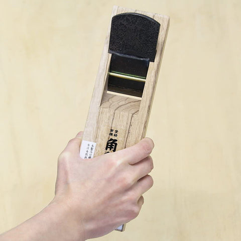 KAKURI ECO oak body texture shows durable wood with natural grain.
