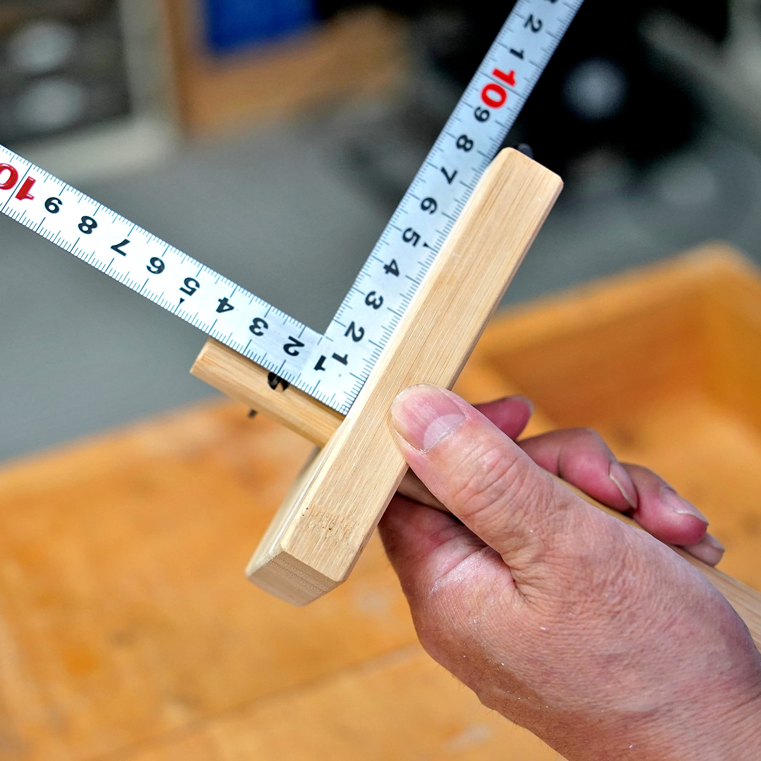 KAKURI marking gauge blade storage keeps the blade safely tucked away