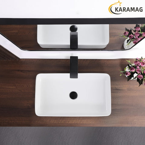 KARAMAG US-standard drain compatibility noted for this sink