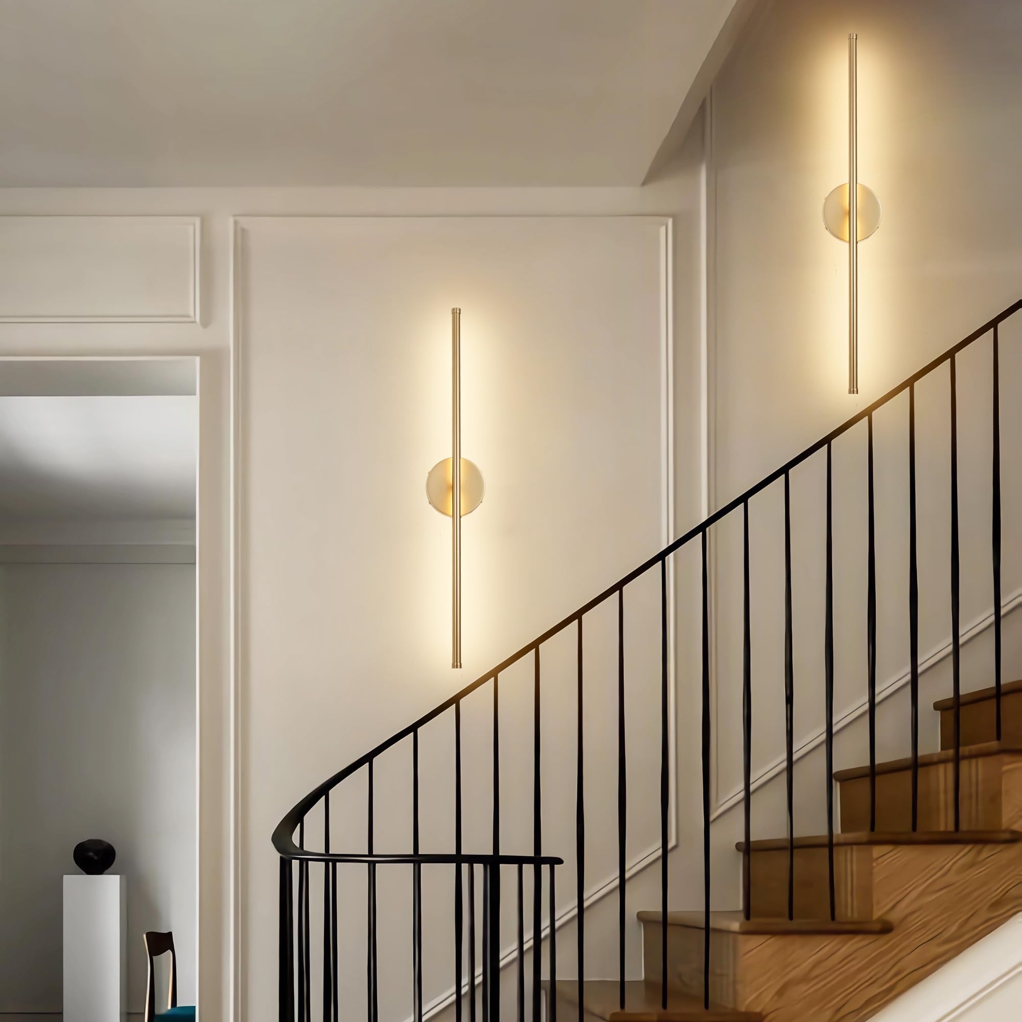 KARTOOSH gold-toned wall sconce ideal for entryways and hallways