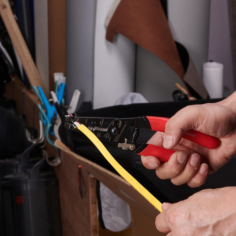 KATA dual-slot NM cable stripper quickly removes outer jacket