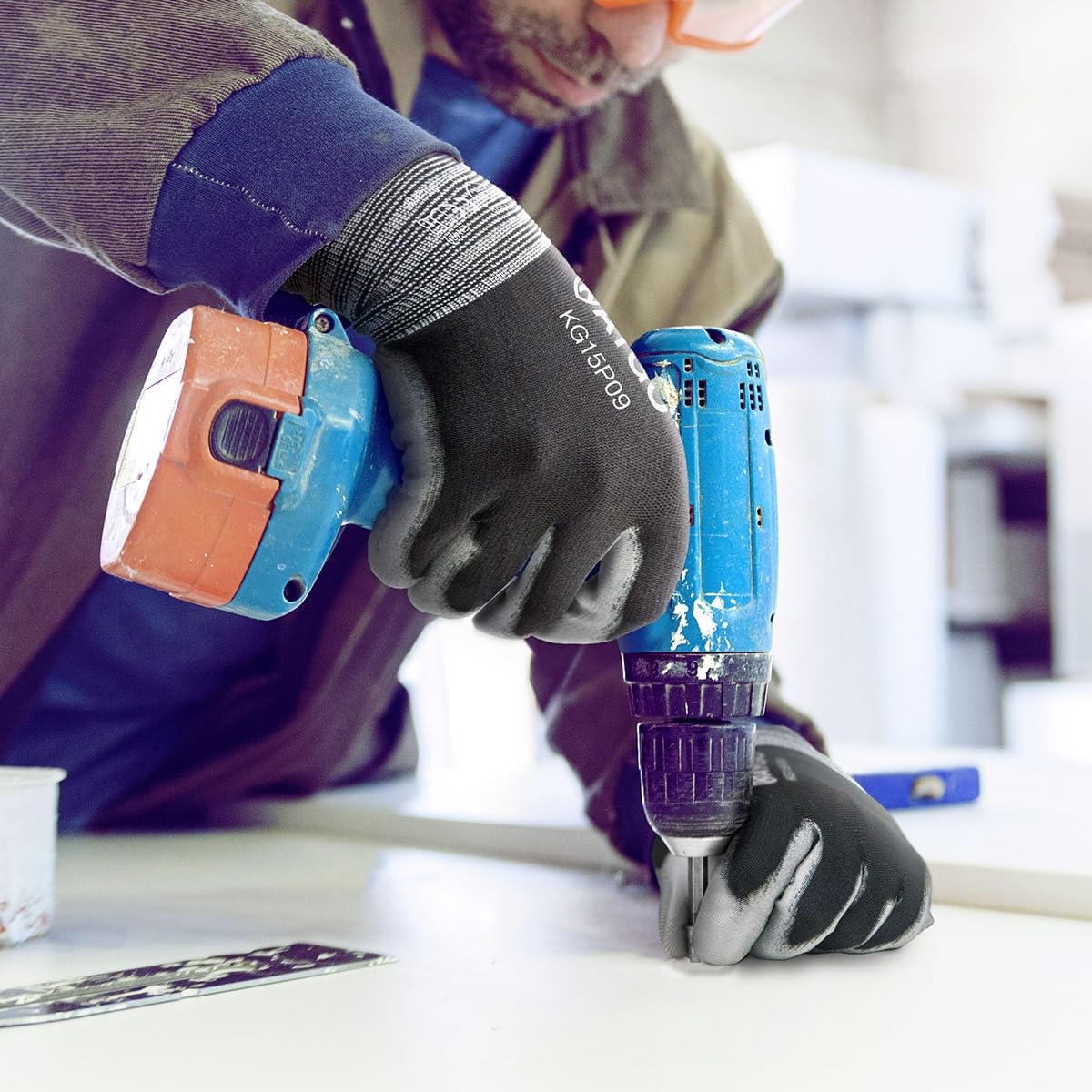 KAYGO KG15P polyurethane coating offers superior grip and abrasion resistance.