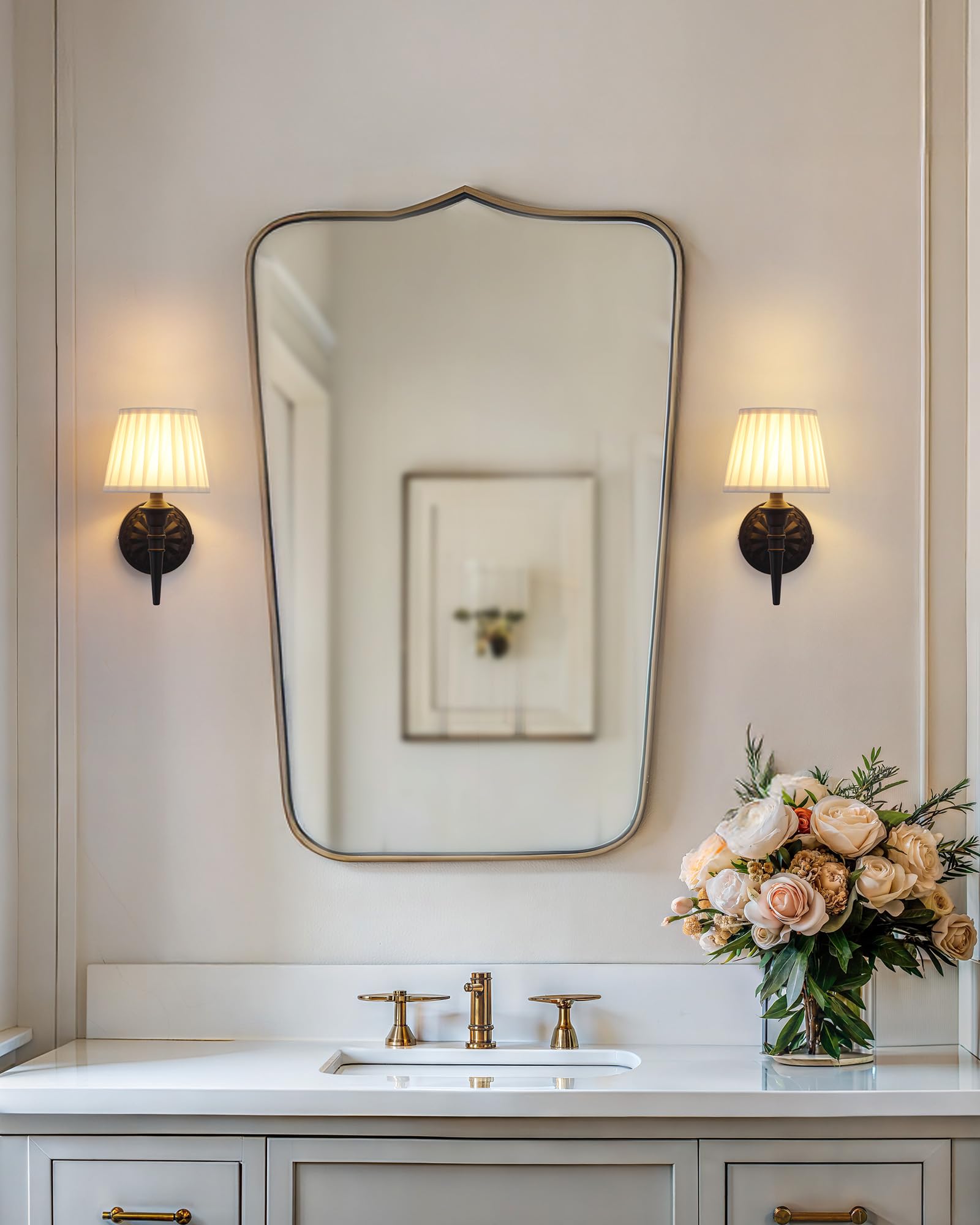 KDG sconce coverage 15-25 sq ft ideal for living rooms.