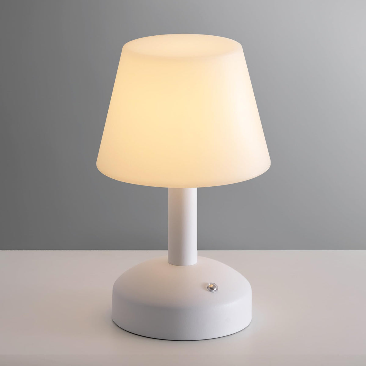 KDG modern cordless lamp base for steady placement and soft ambient glow.