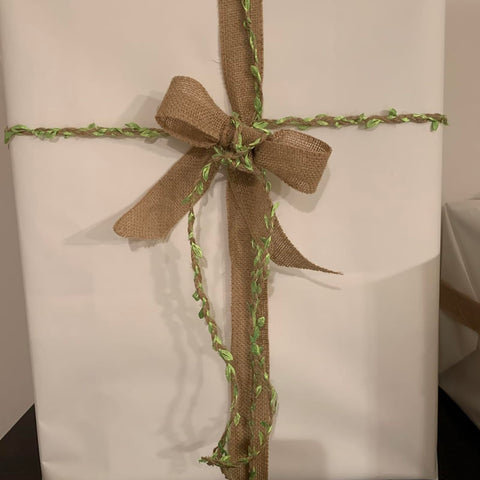 Wreath project using KEILEOHO burlap leaf ribbon for craft décor