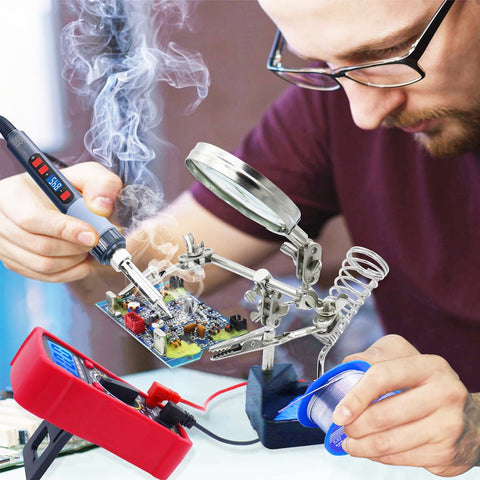 KEPIOG digital multimeter ready for voltage, resistance, and continuity checks