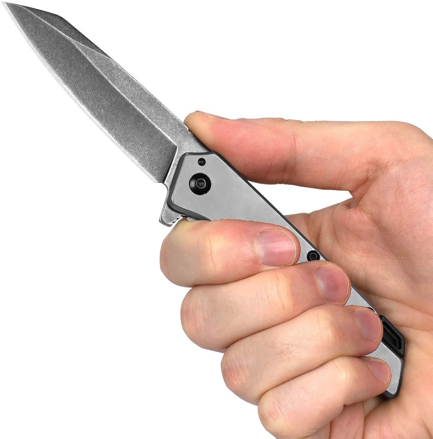 Kershaw Misdirect weighs 3.2 oz for light yet sturdy daily carry