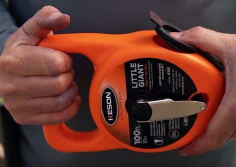 Keson G100 rewind-steel crank supports long-lasting use in tough jobs.