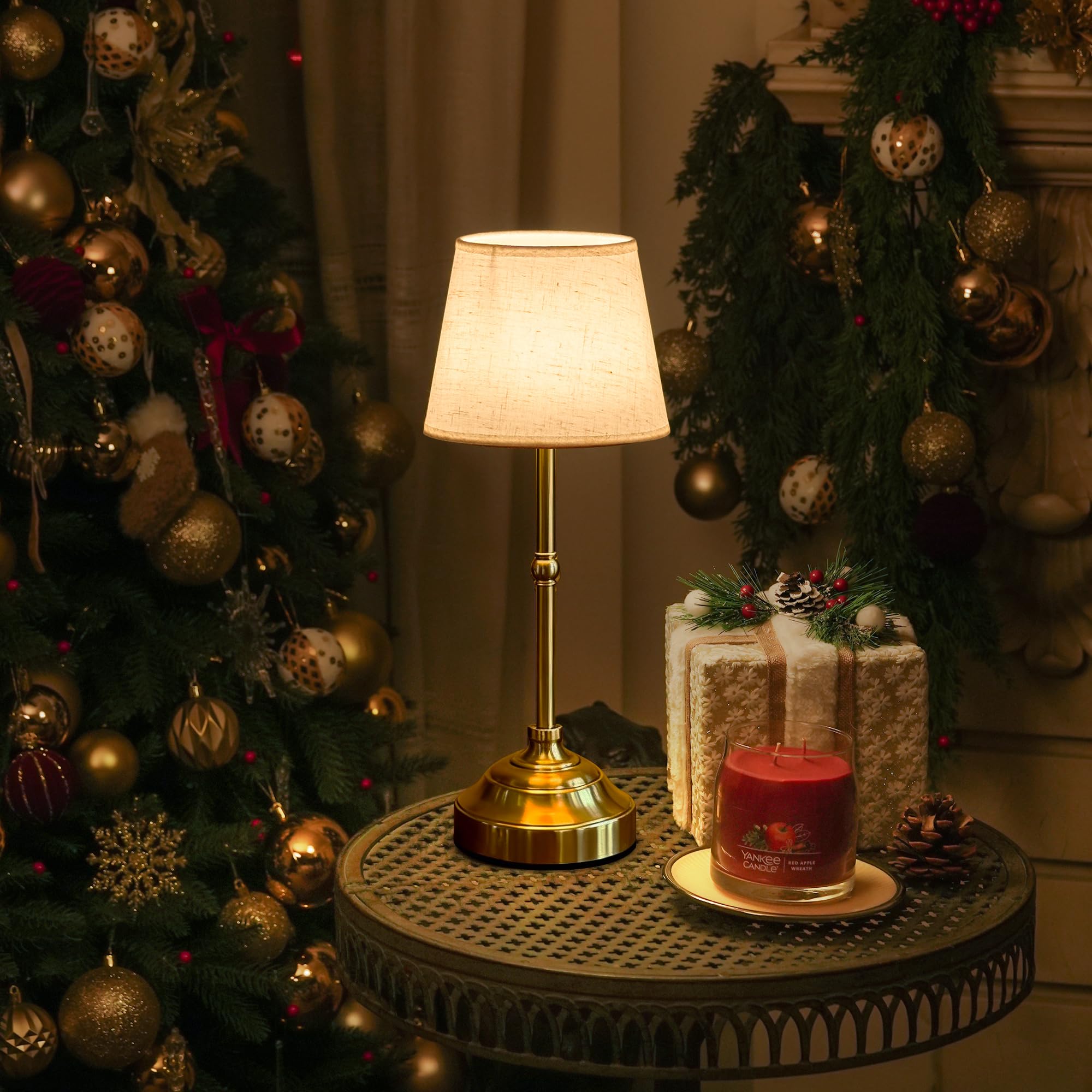 three-color dimming on keysays cordless table lamp