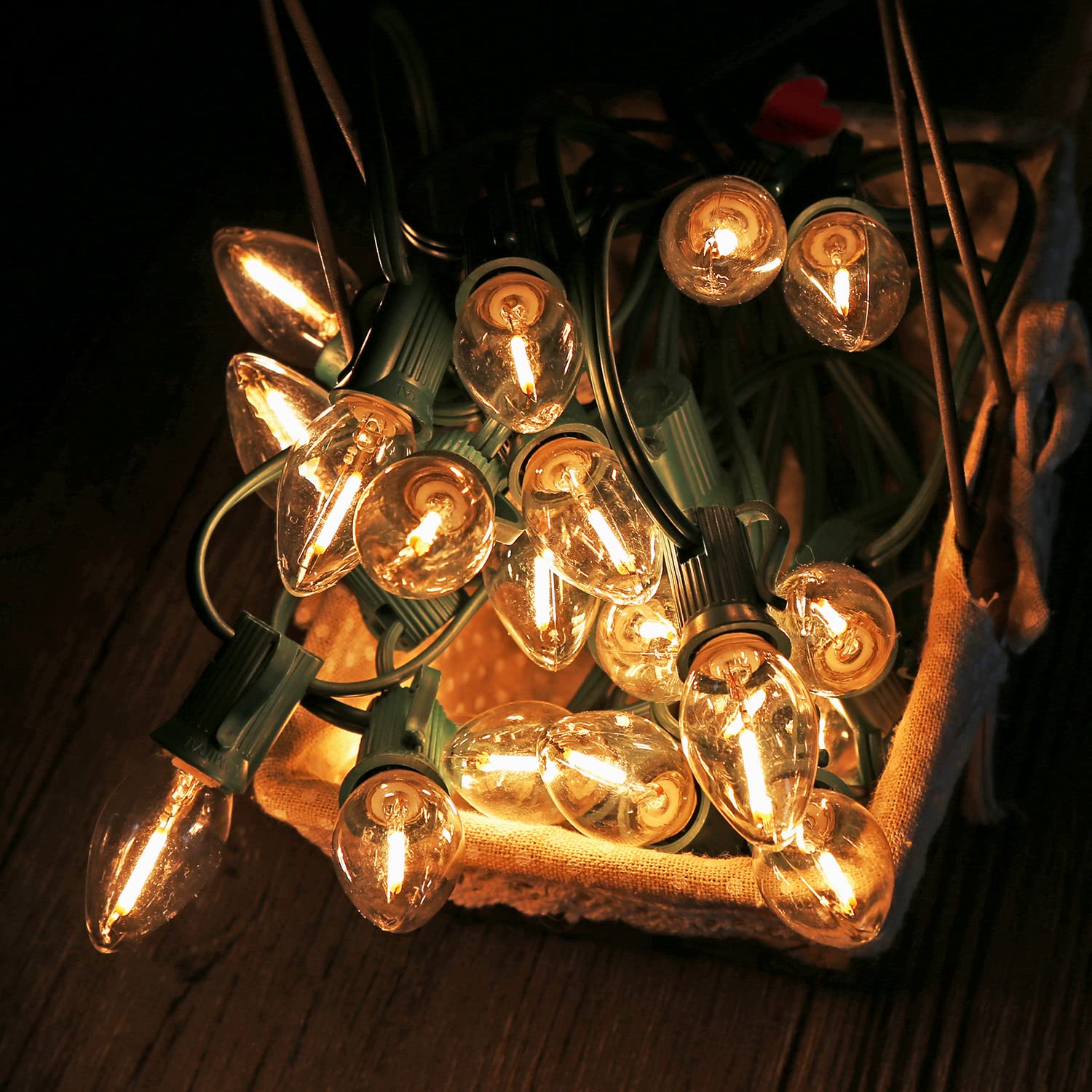 KGC 25-pack C7 LED bulbs for convenient seasonal replacements