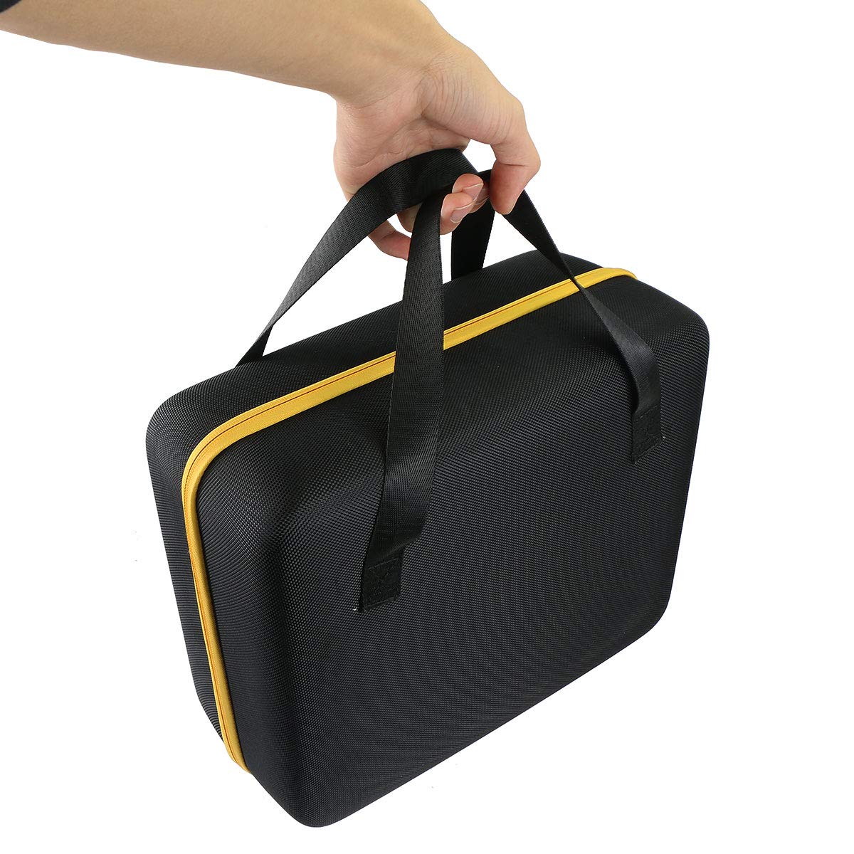 Khanka close-up stitching and zipper on the Dewalt inflator case, ensure durability.