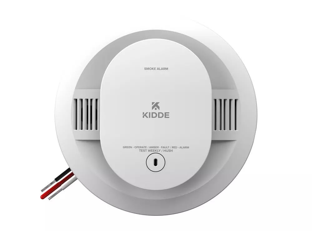 Kidde SMACFEX smoke alarm front view with hardwired power and battery backup