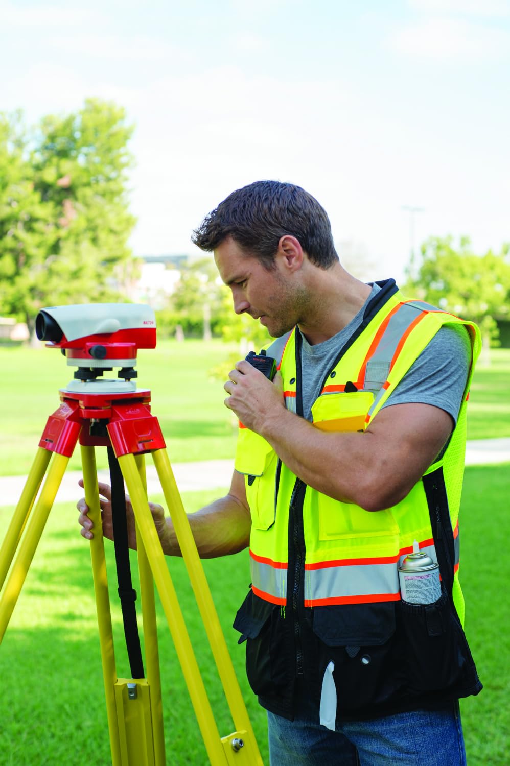 Kishigo Premium Black Series vest stake pockets provide convenient tool stowage on-site.