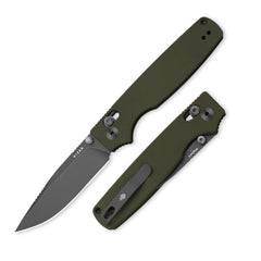 Kizer Original 2 clutch lock knife in hand, showcasing secure one-handed operation.