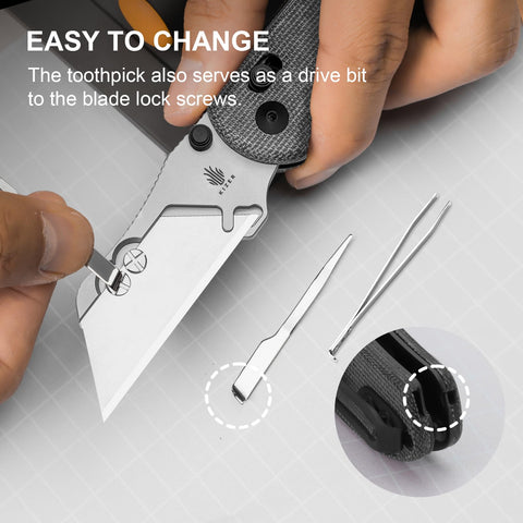 Kizer Uti Bear clutch-lock mechanism in action for safe use