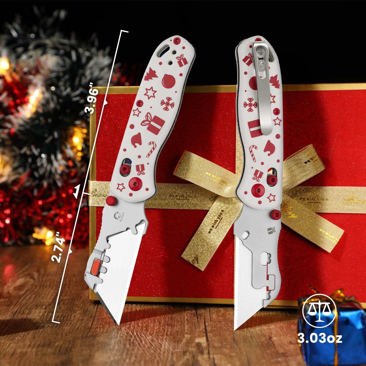 Compact pocket knife with clip ideal for daily carry.