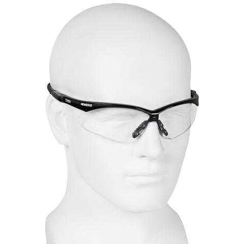 Close-up of KLEENGUARD Nemesis nosepiece diverting sweat for secure, comfortable fit