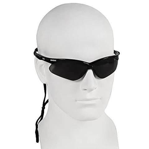 Kleenguard Nemesis use outdoors with glare reduction on sunny days.