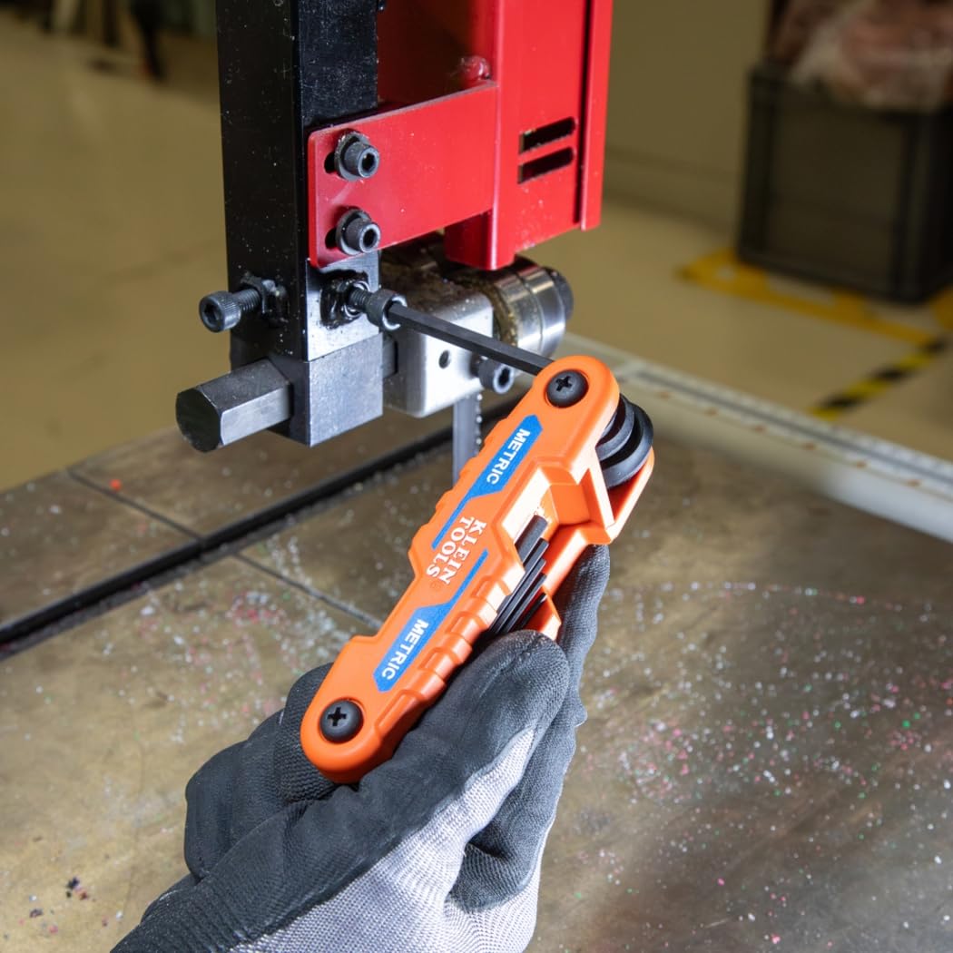 Klein Tools 270-degree blades reach tight angles comfortably