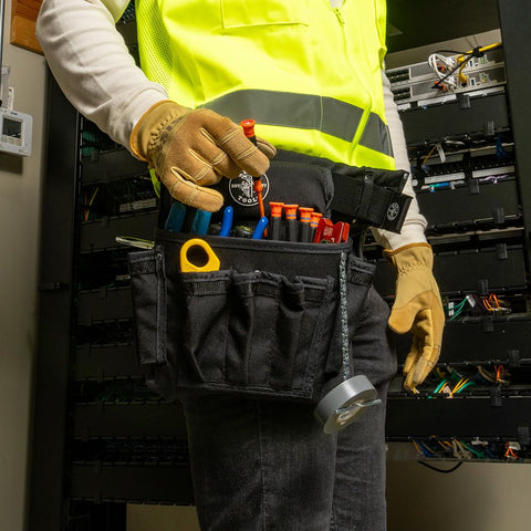 Klein Tools 85615INS Rotating cap for precise control during driving