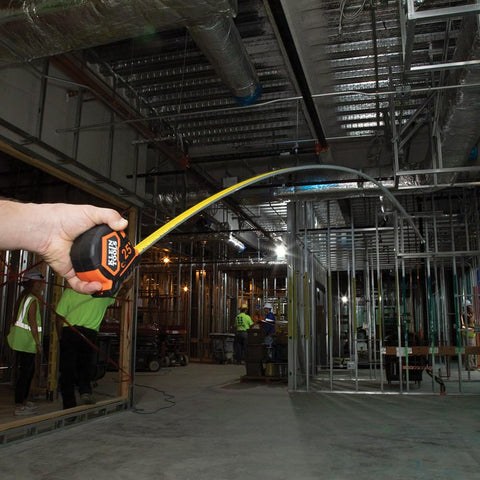 Single hook design for quick attachment to studs or pipes