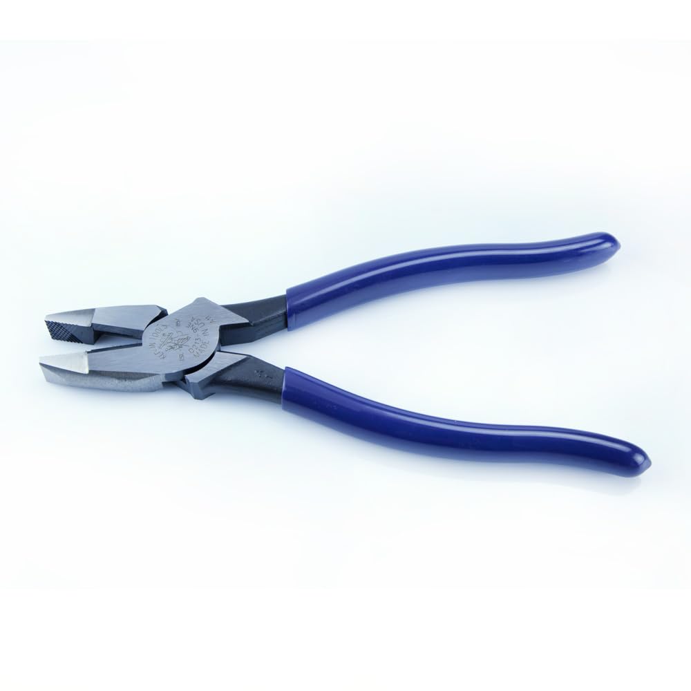 Klein Tools D213-9NE knurled jaws for secure grip.