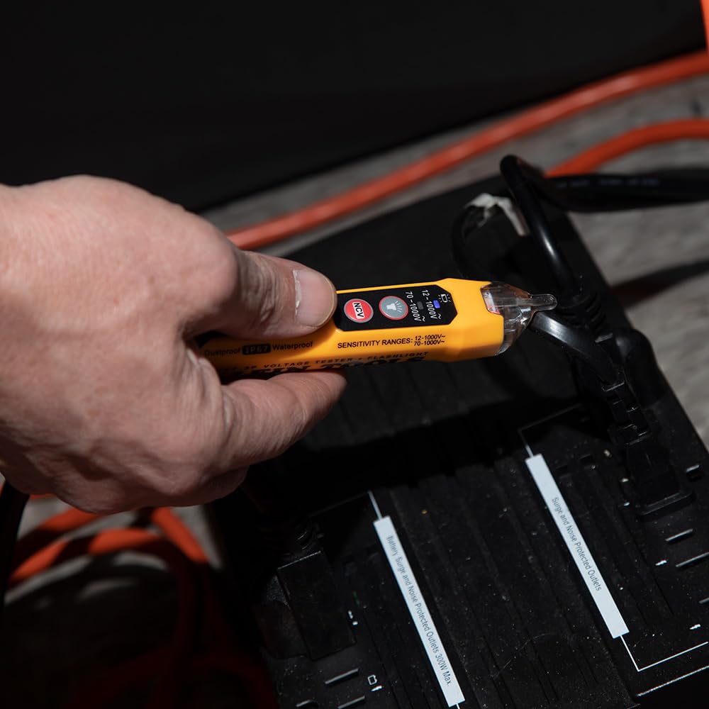 Klein Tools NCVT3PKIT beeps alert when voltage is present.