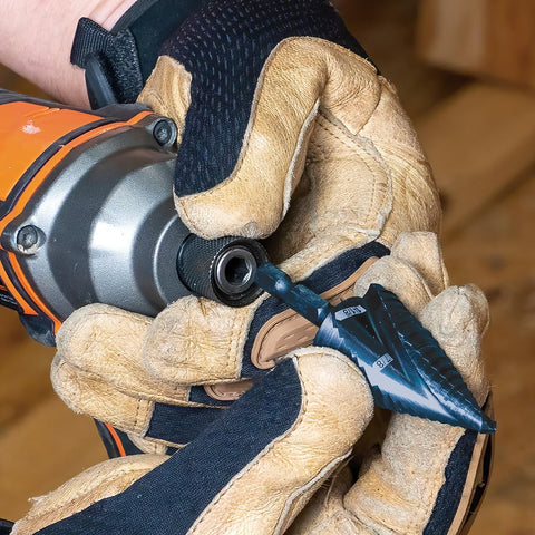 Klein Tools QRST11 delivers precise steel cuts.