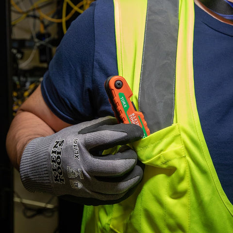 Klein Tools rust-resistant alloy steel blades for longer life