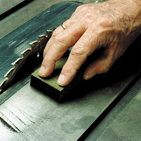 Klingspor Sandflex 3-pack rust removal on metal tools.