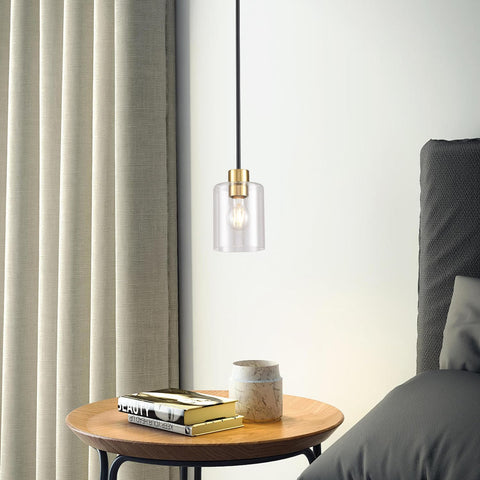 KLSS three pendant layout creates layered lighting above the island