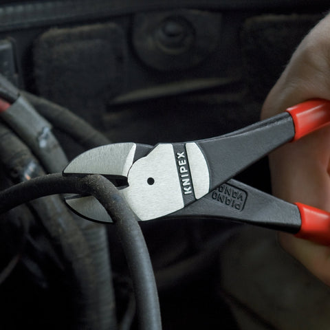 KNIPEX 74 01 140 64 HRC edges enable precise wire and nail cuts