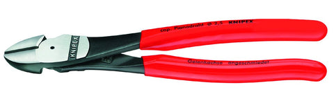 KNIPEX 74 01 180 close-up of cutting edges, 64 HRC strength in action.