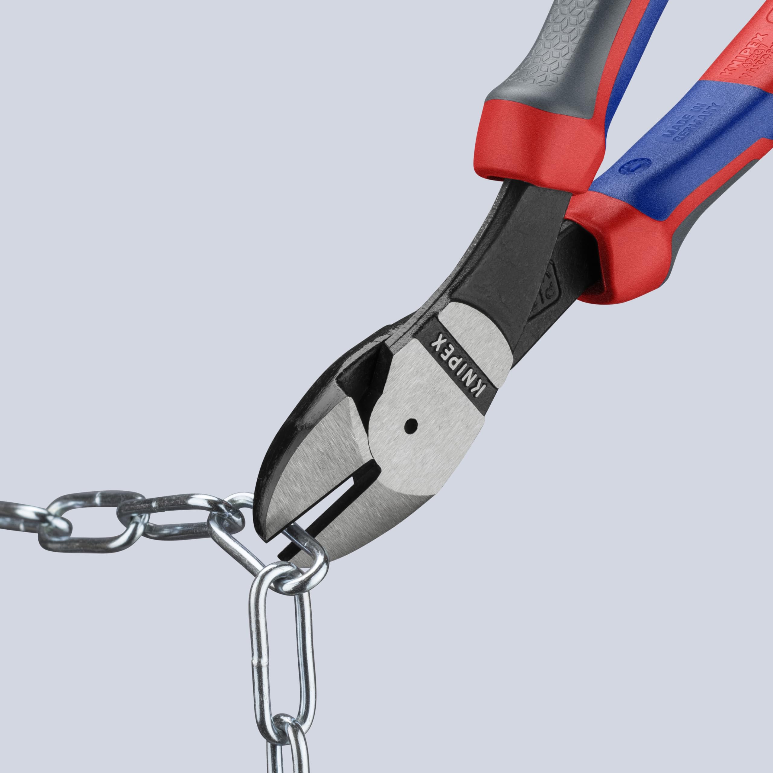 KNIPEX 74 22 200 20% less effort compared to standard cutters of same length.