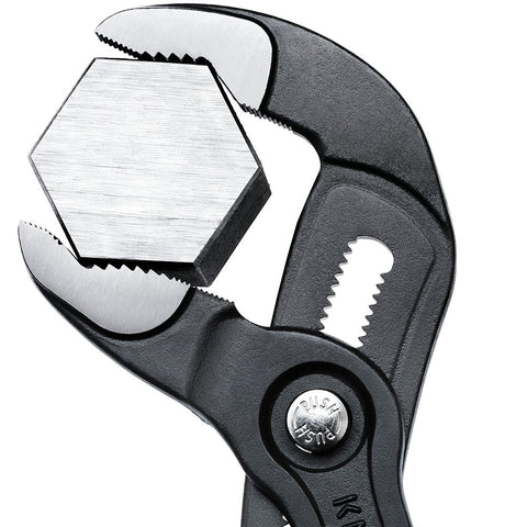 Knipex Cobra adjustable jaws on a workpiece demonstrating quick fit
