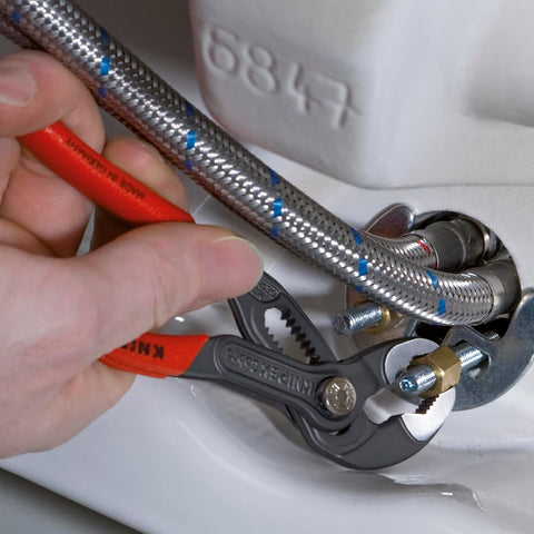KNIPEX Cobra Pliers box-joint design demonstrating high stability