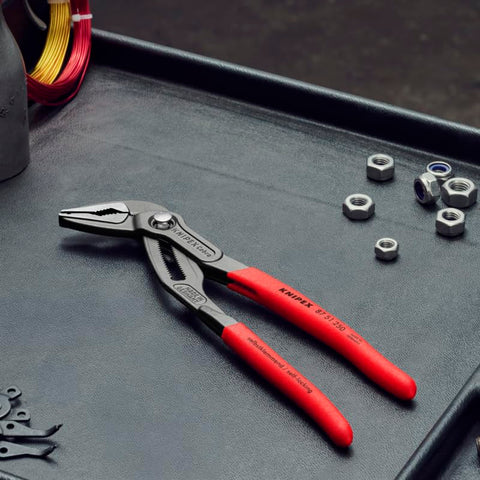 KNIPEX Cobra Extra Slim efficiently tightens threaded connections with ratchet action.