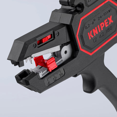 KNIPEX durable build highlights robust German engineering