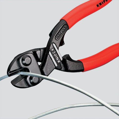 KNIPEX CoBolt compact bolt cutter in-use demonstrates lever-action cutting.
