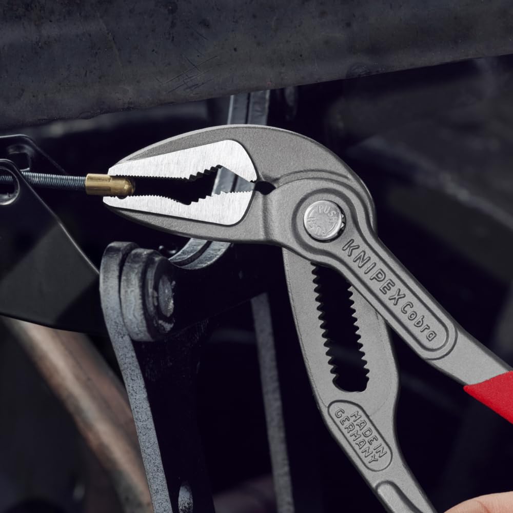 KNIPEX Cobra ES 18-position adjustment provides precise fit for different workpieces.