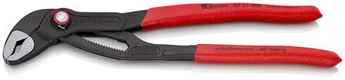 KNIPEX Cobra Quick Set jaws close-up highlighting precise gripping surfaces for fittings