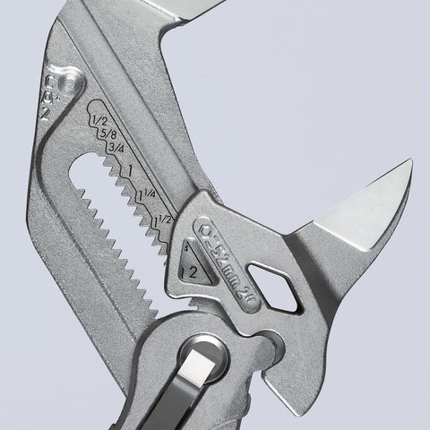 KNIPEX Cobra water pump pliers close-up with push-button adjustment