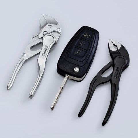 KNIPEX Pliers Wrench XS quick adjustment feature in action
