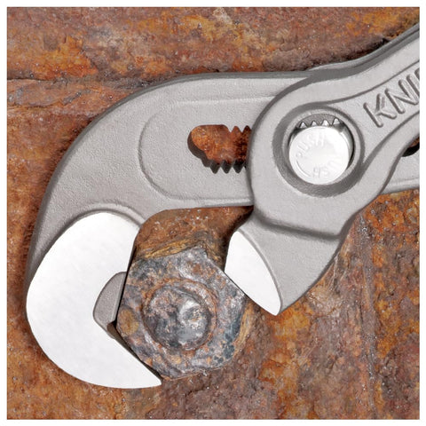 KNIPEX Raptor Pliers service-field scenario demonstrating dependable function