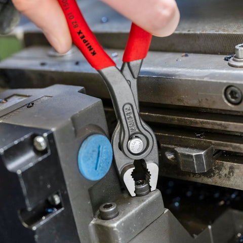 KNIPEX TwinGrip side jaw teeth grip round, square and hex shapes