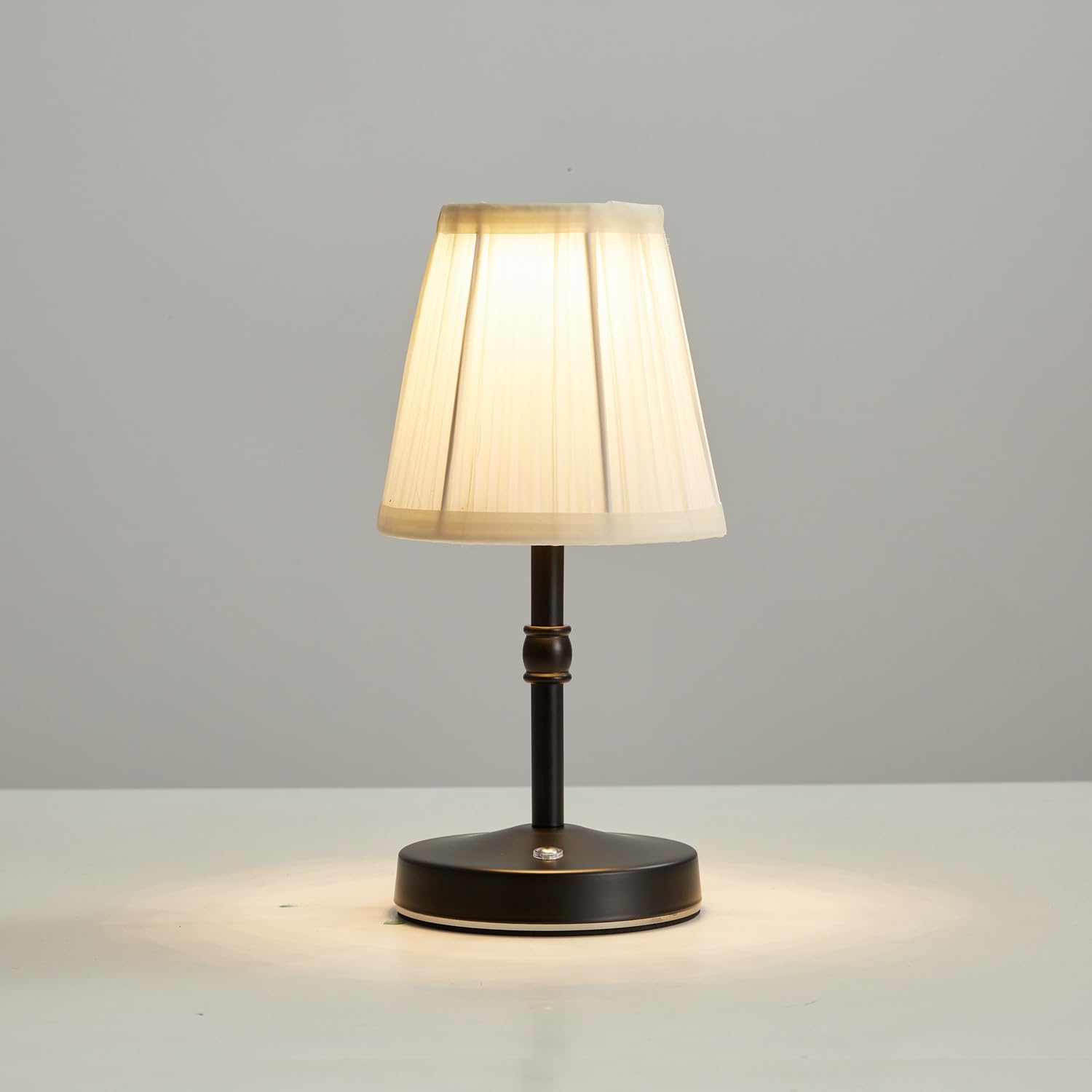 KPSHINE cordless mini lamp front view offering a sleek ambient glow.