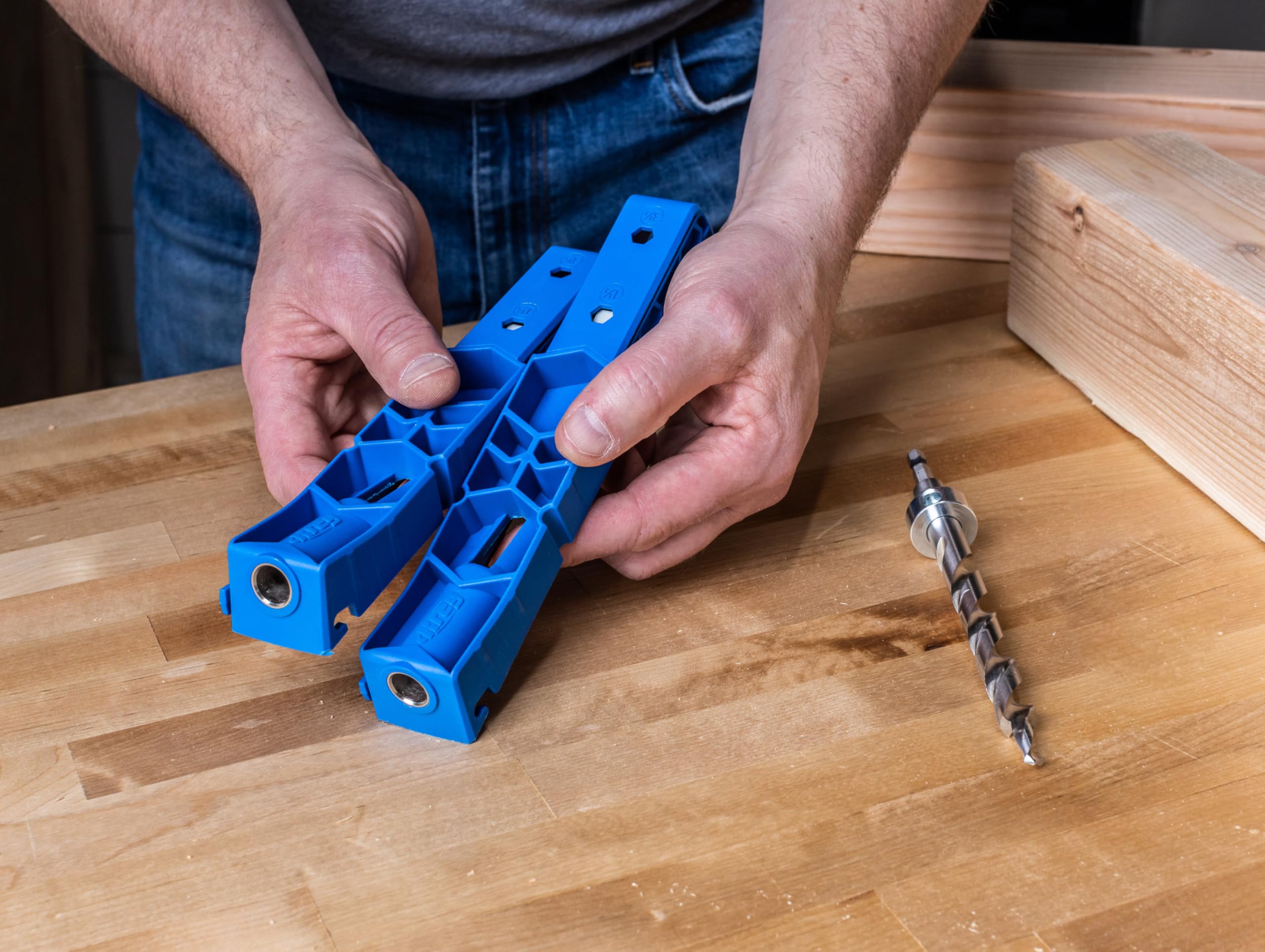 Kreg KPHJ920 using with 2x4 and 4x4 stock demonstrated.
